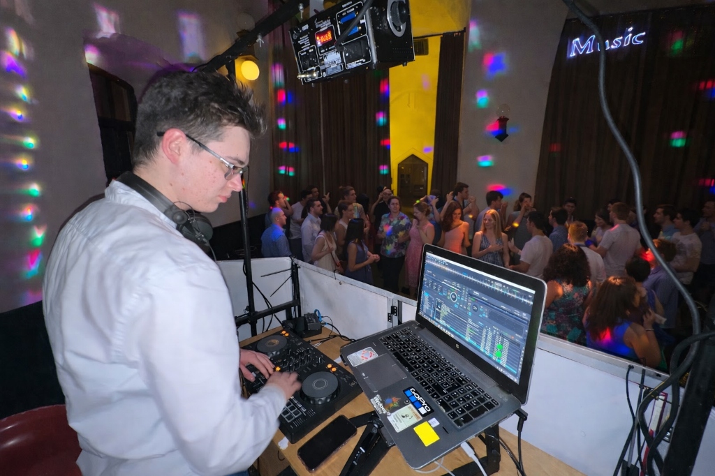 DJ OK na Pískárnách